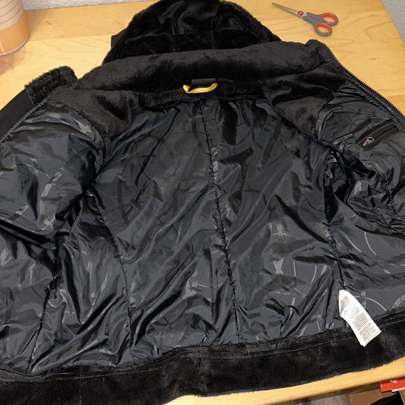 MOUNTAIN HARDWARE WOMENS JACKET BLACK - Picture 6 of 12